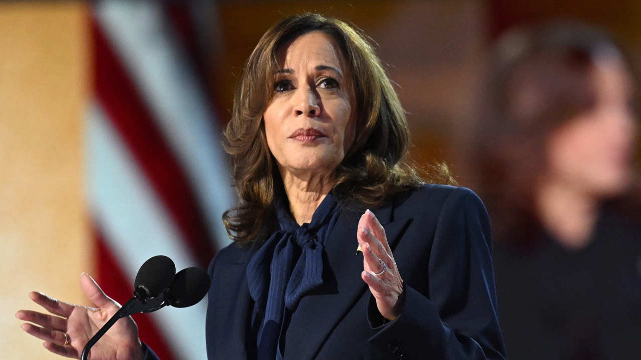 Kamala Harris says Trump will be like Hitler/Reuters