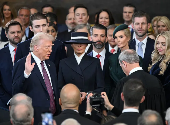 Donald Trump swears the oath of office/Reuters